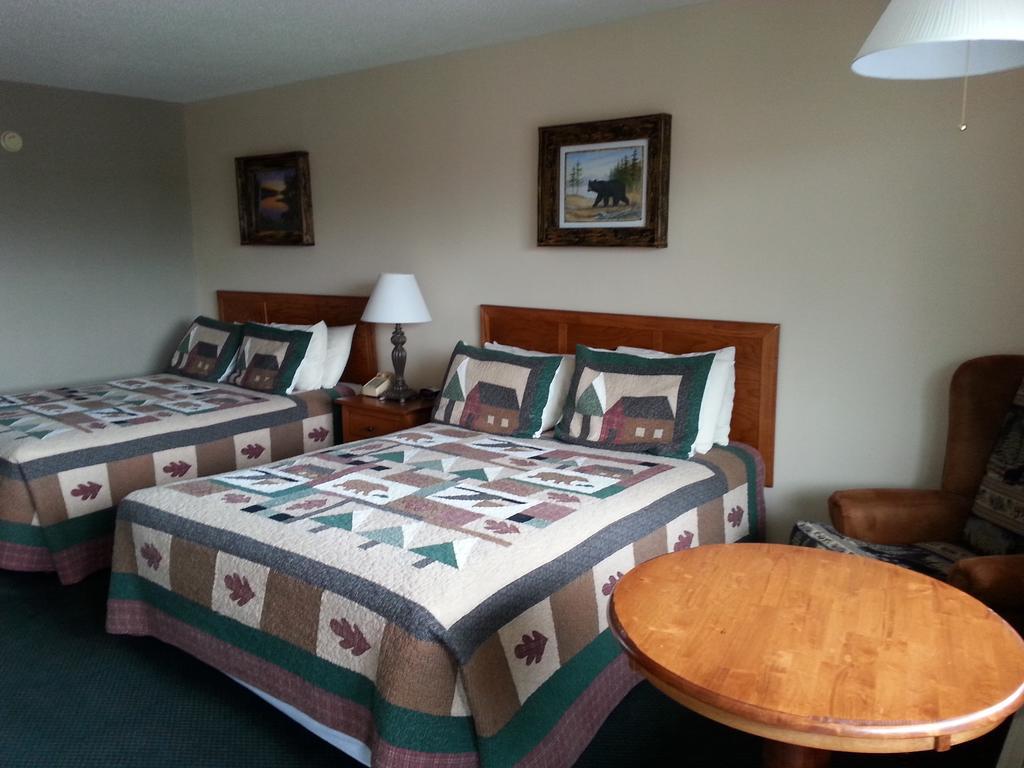 Mountain Breeze Motel Pigeon Forge Buitenkant foto