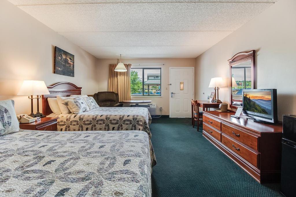 Mountain Breeze Motel Pigeon Forge Buitenkant foto