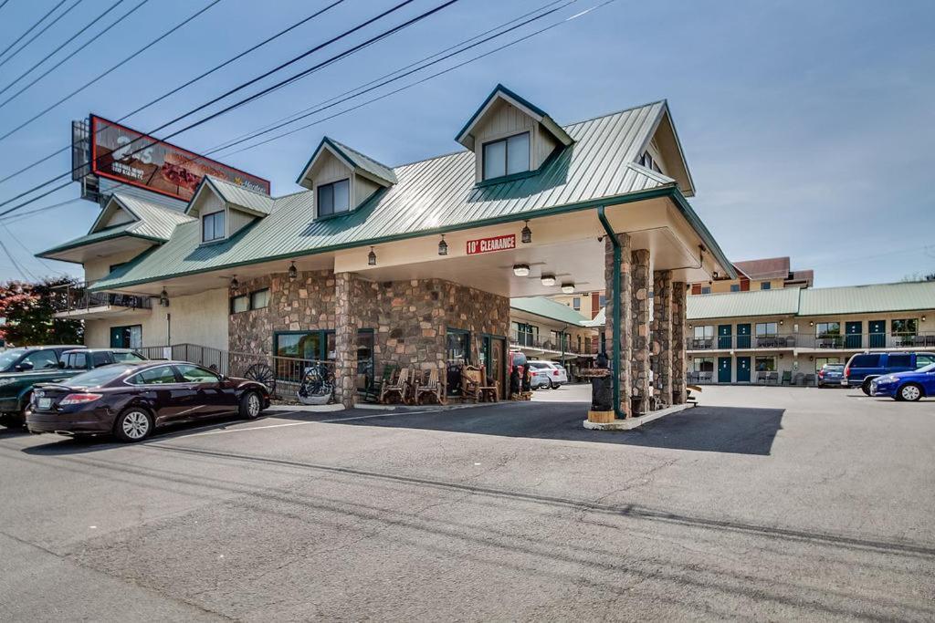 Mountain Breeze Motel Pigeon Forge Buitenkant foto